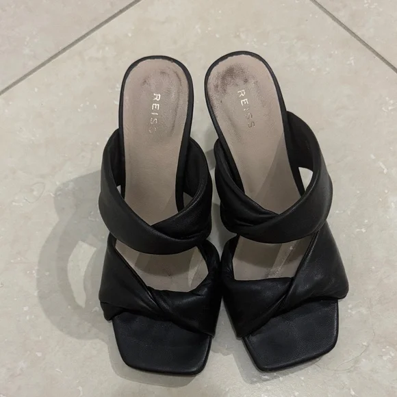 Reiss Black Eliza Sandal - Picture 3 of 10
